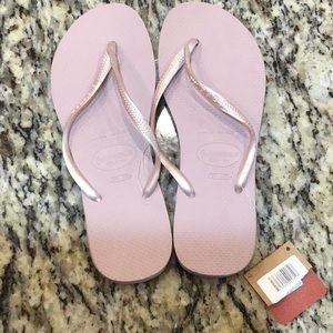 New w tags HavIanas slim flip flops